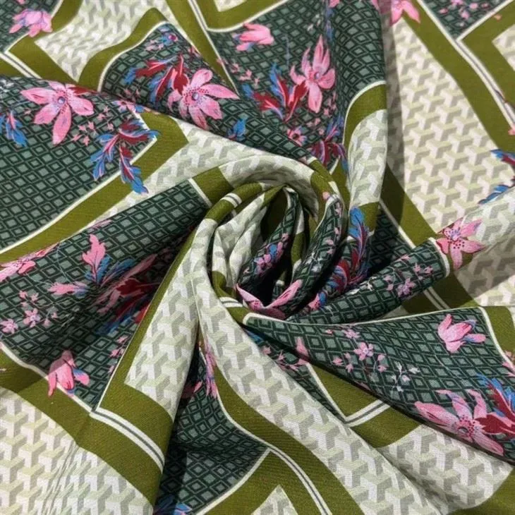 Comfortable Soft Flower Silk Cotton Blended Fabric